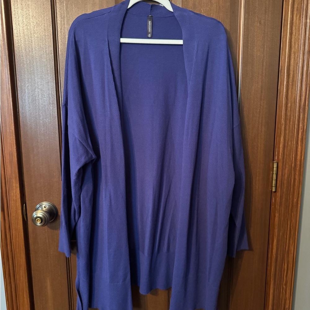 Massini Women's Deep Blue Cardigan